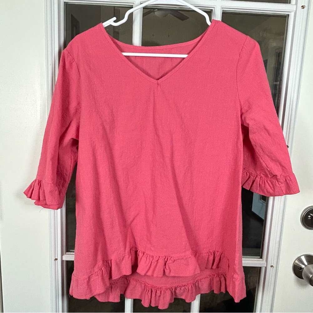 Pink‎ Ruffle Hem V-Neck Top - Picture 2 of 11
